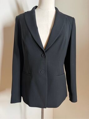 Lafayette 148 Women’s Classic Tailored -SZ 4- Black Blazer Jacket 2 Button Close